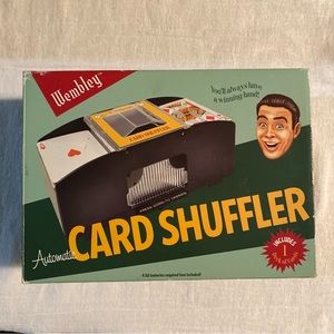 Wembley Automatic Card Shuffler Includes 1 Deck of Cards